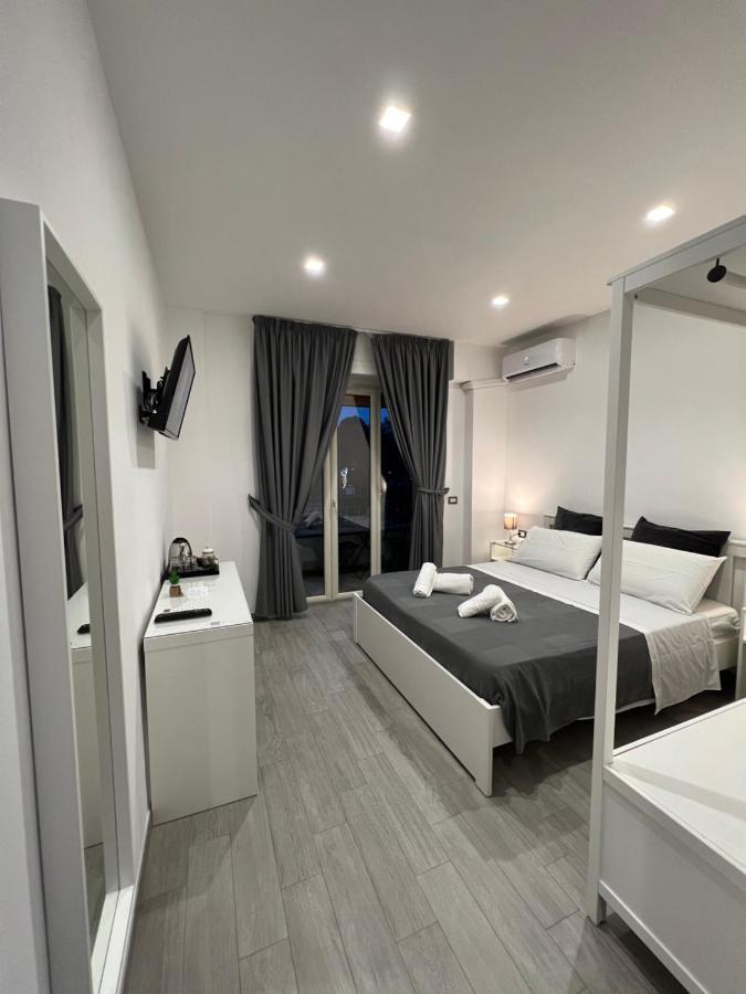 Bed and Breakfast Napoli Regina Exterior foto